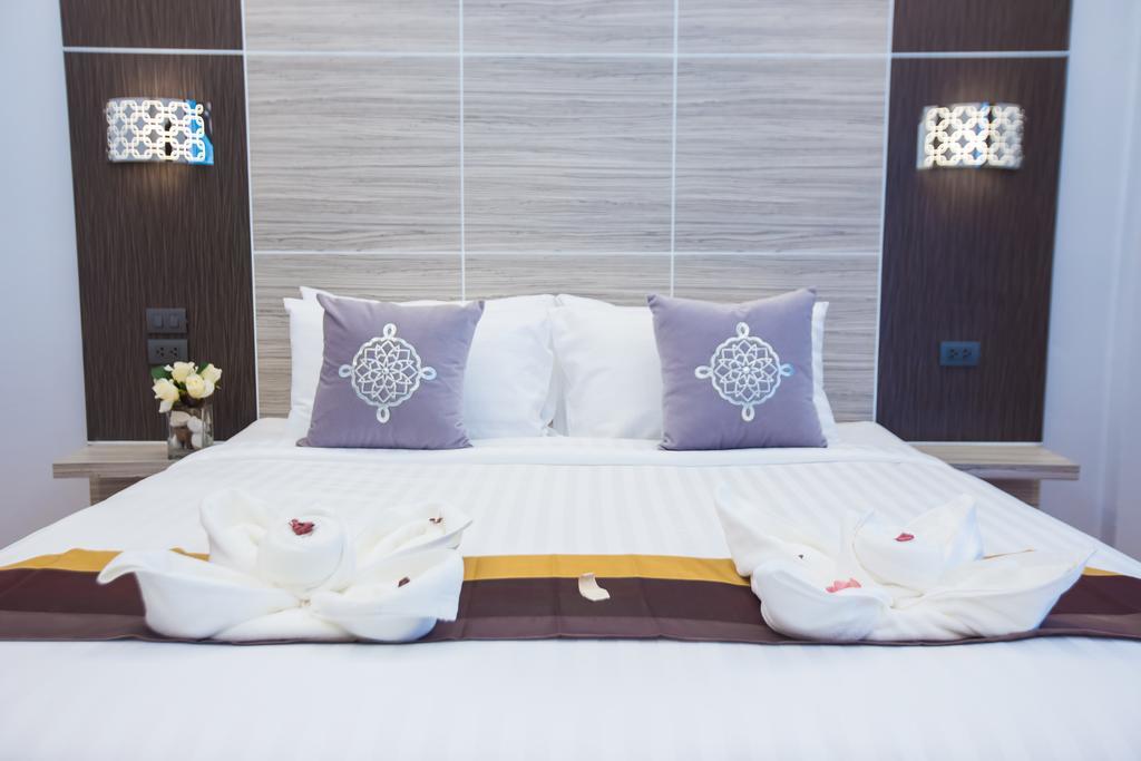 The S.G Hotel Бурирам Экстерьер фото